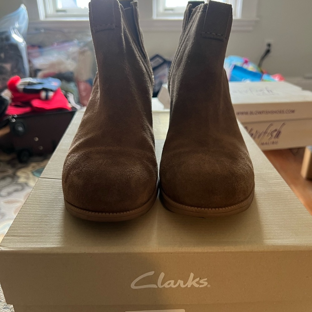 Clarks Olive booties
